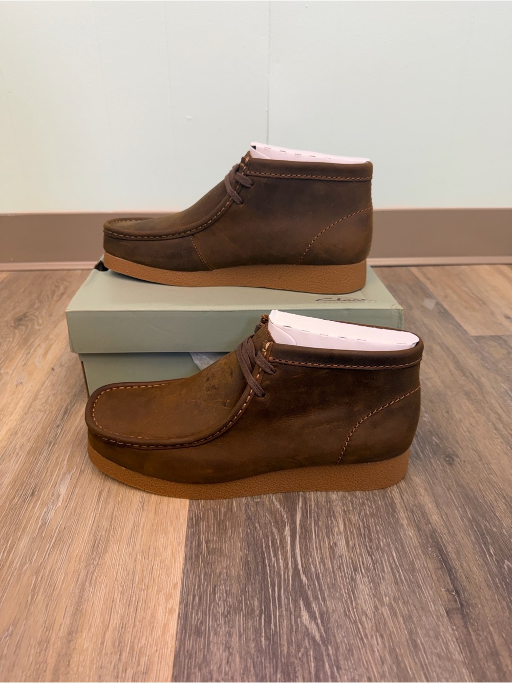 Clarks Wallabee EVO Chukka Boot - Beeswax Sz 11